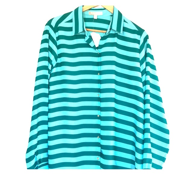 Thin sheer button down - Picture 2 of 4